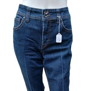 448437....Nine West Bootcut Jeans Size 6,  W28" 29"Inseam 9"Rise